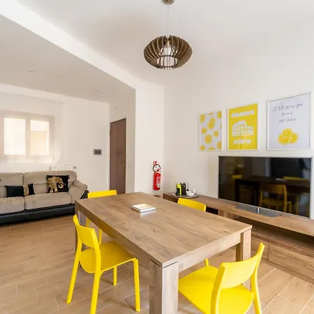 Domus Citro, Cozy Flat In District Prenestina * Roma