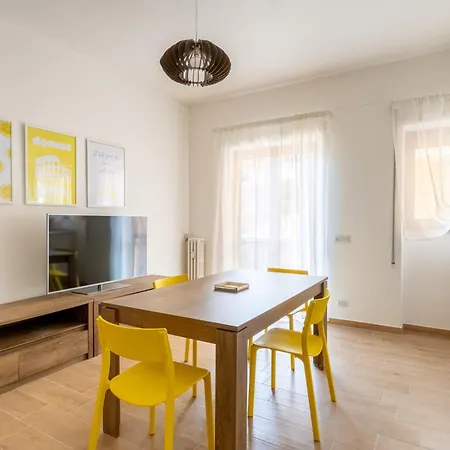 Domus Citro, Cozy Flat In District Prenestina Appartamento