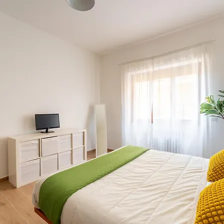 Domus Citro, Cozy Flat In District Prenestina Apartment Rome