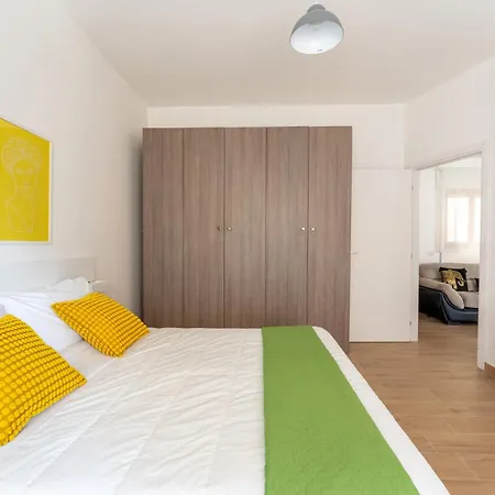 Domus Citro, Cozy Flat In District Prenestina Apartment