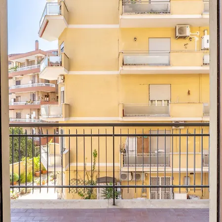 Domus Citro, Cozy Flat In District Prenestina *